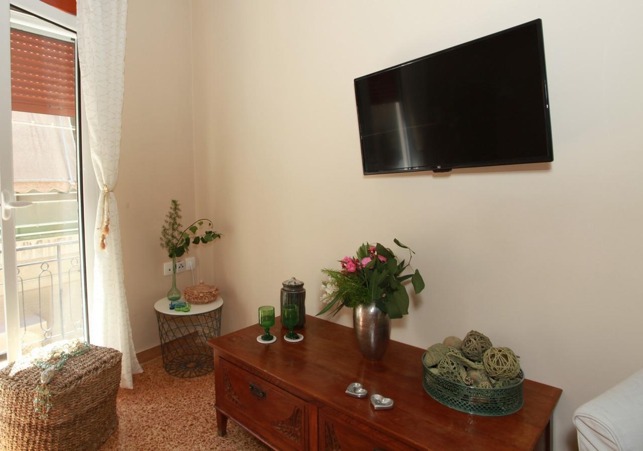 A Skip Away From The Acropolis Museum - 1 Bdrm Apartment Атина Екстериор снимка